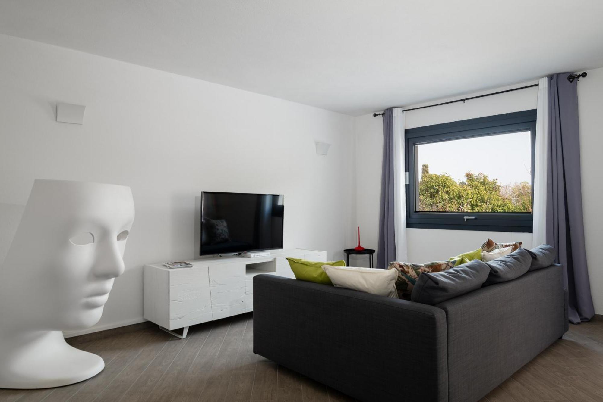 Wlofts 11, 12 & 14 By Klodge Olbia Dış mekan fotoğraf